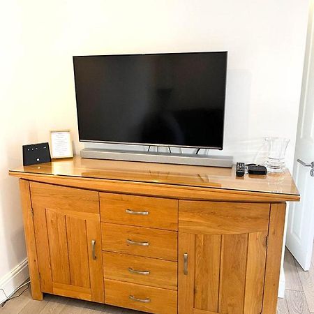 Modern 1 Bedroom Flat Close To Vauxhall 런던 외부 사진