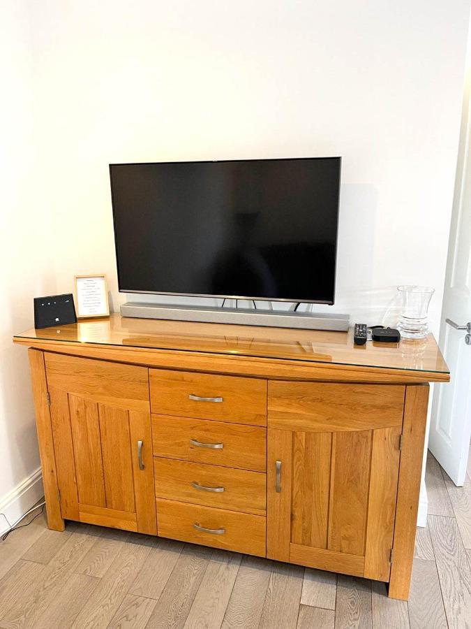 Modern 1 Bedroom Flat Close To Vauxhall 런던 외부 사진