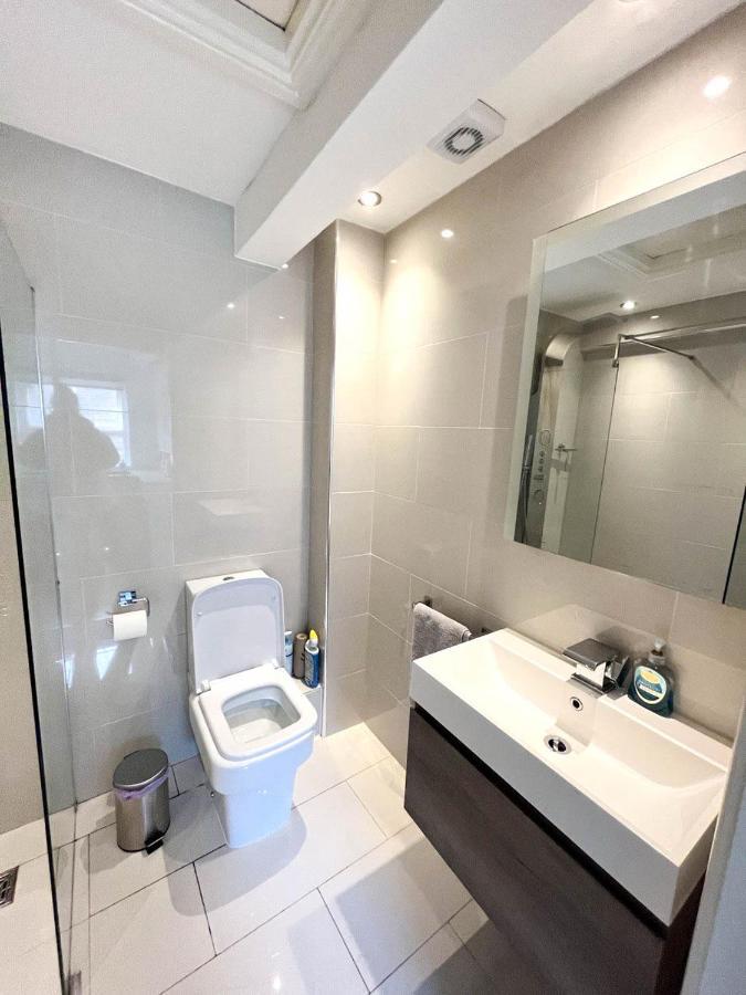 Modern 1 Bedroom Flat Close To Vauxhall 런던 외부 사진